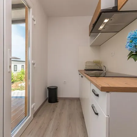 Mobile House Mm * 비오그라드나모루